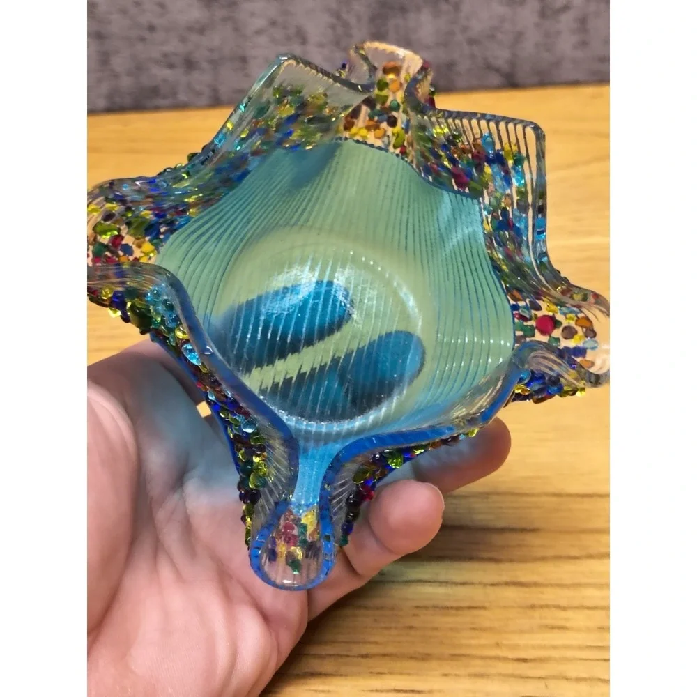 Handkerchief BOWL Vase Textured Art Glass Hand-Made‎ w/Confetti Glass Pieces